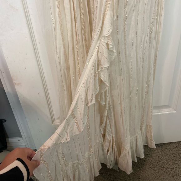 Guess Long Sleeve White and Gold Maxi Dress - Picture 5 of 6